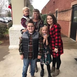 Meet your Posher, Rita